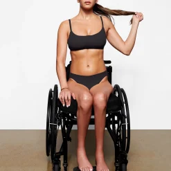 ADAPTIVE FITS EVERYBODY BRIEF | ONYX