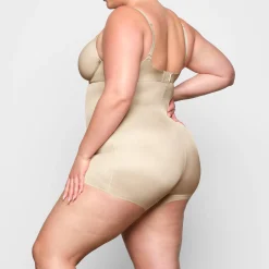 BARELY THERE HIGH-WAISTED SHORTIE | SAND
