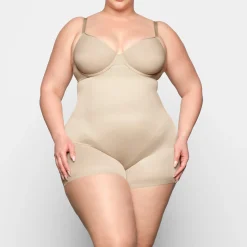 BARELY THERE HIGH-WAISTED SHORTIE | SAND