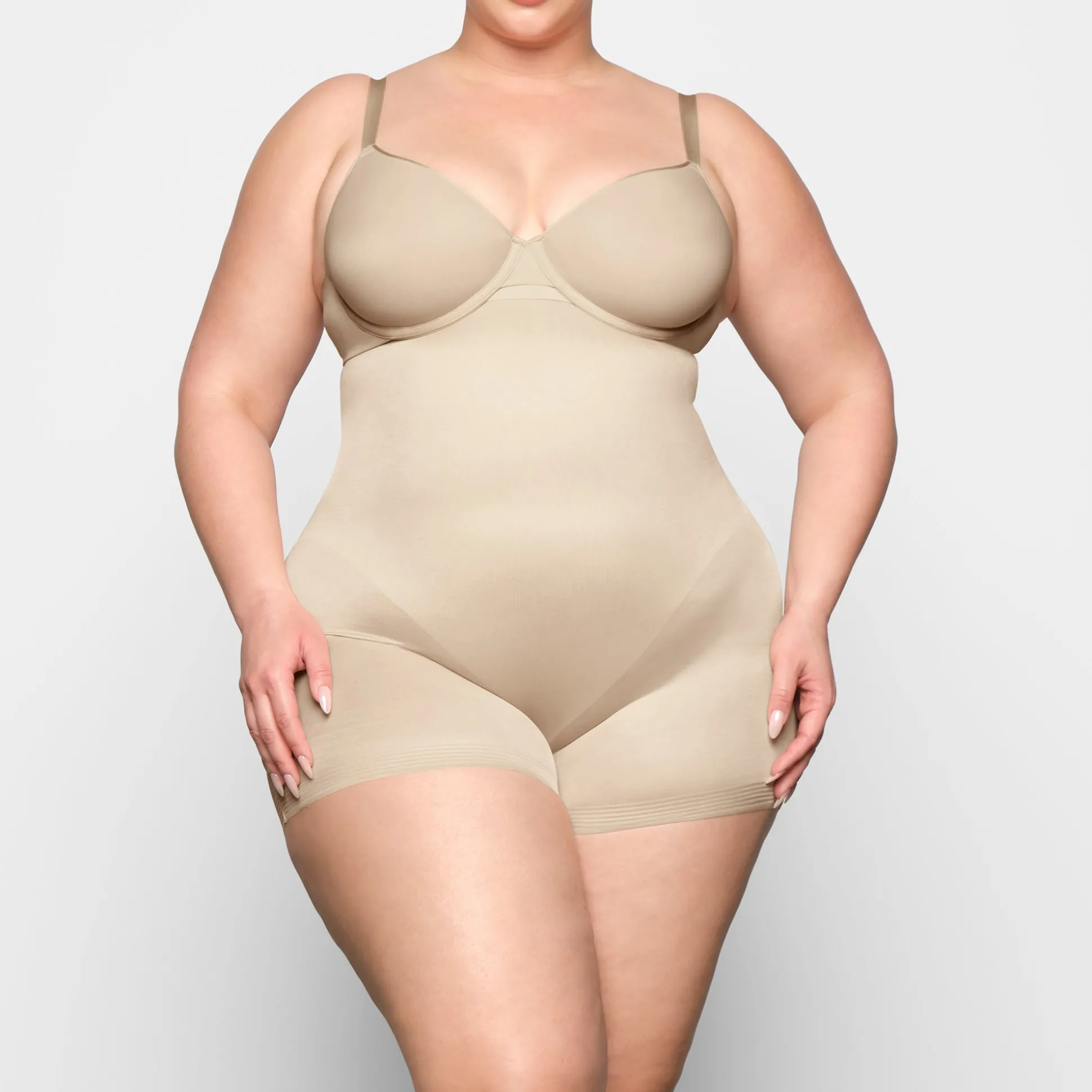 BARELY THERE HIGH-WAISTED SHORTIE | SAND