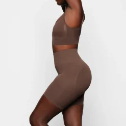BUTT ENHANCING SHORT | OXIDE