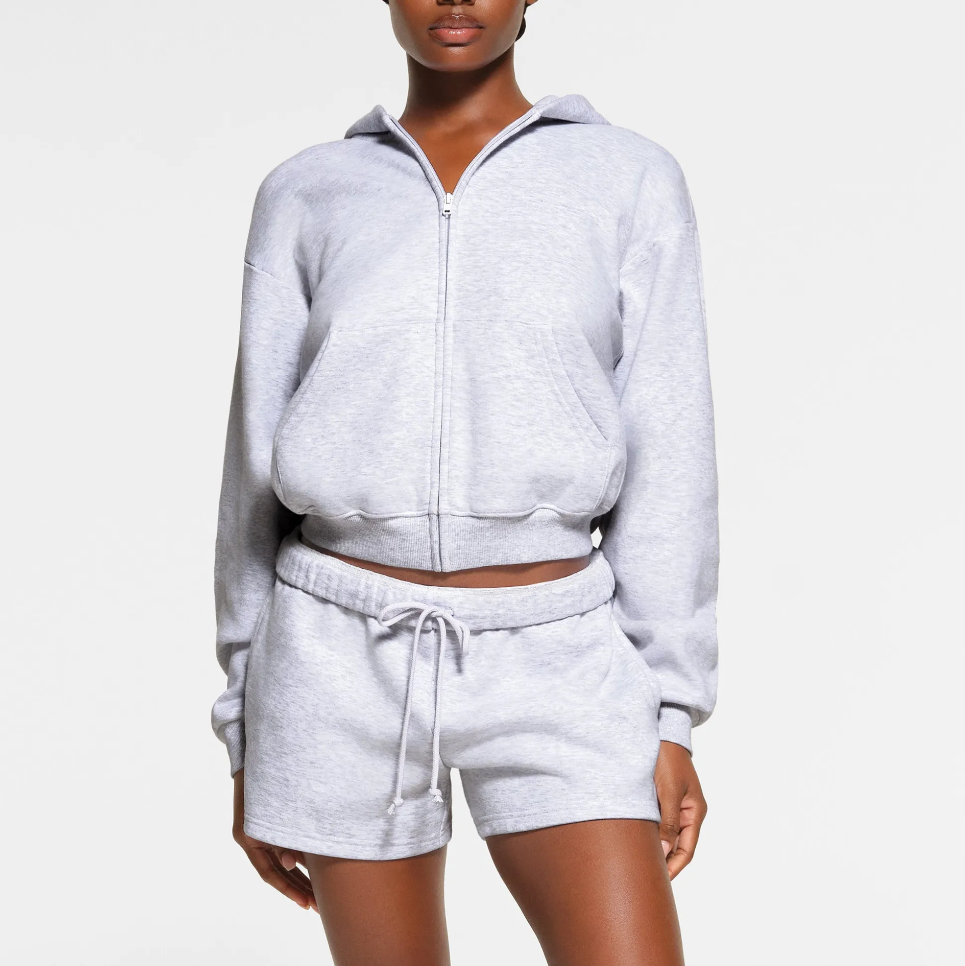 COTTON FLEECE CLASSIC SHORT | LIGHT HEATHER GREY