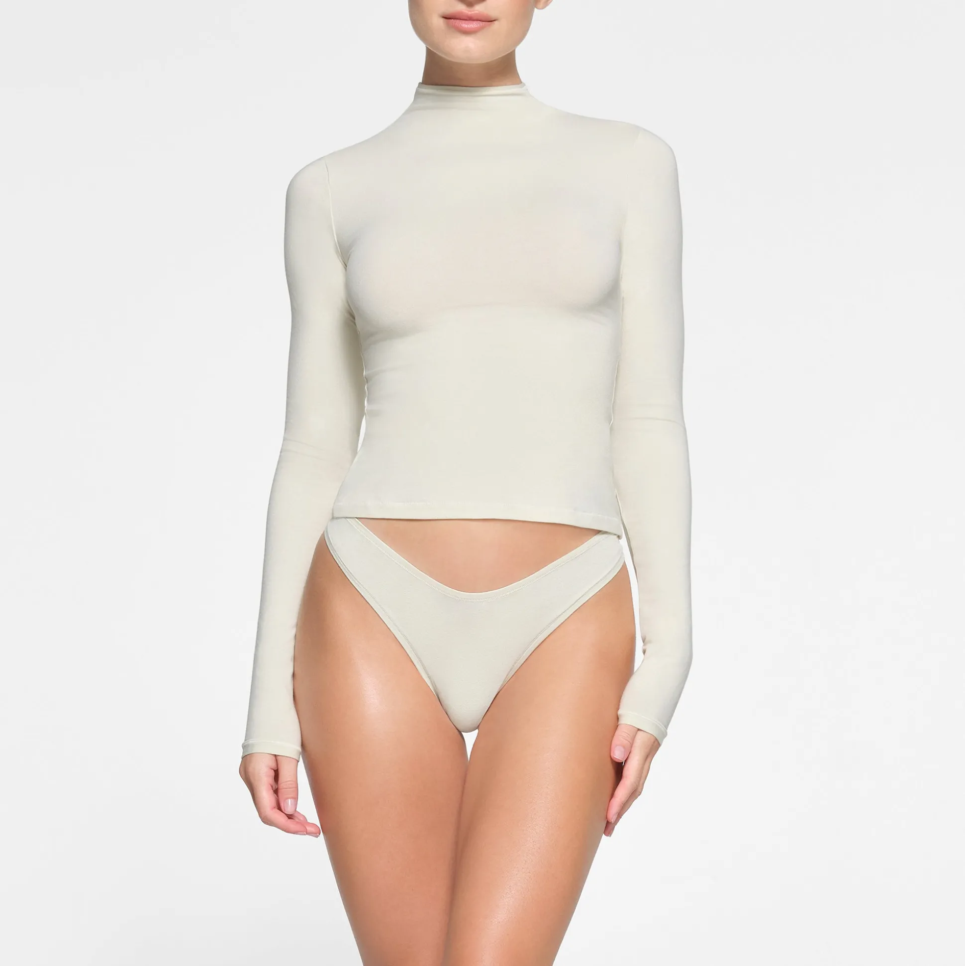 COTTON JERSEY LONG SLEEVE TURTLENECK | BONE