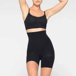 EVERYDAY SCULPT HIGH-WAISTED MID THIGH SHORT | ONYX