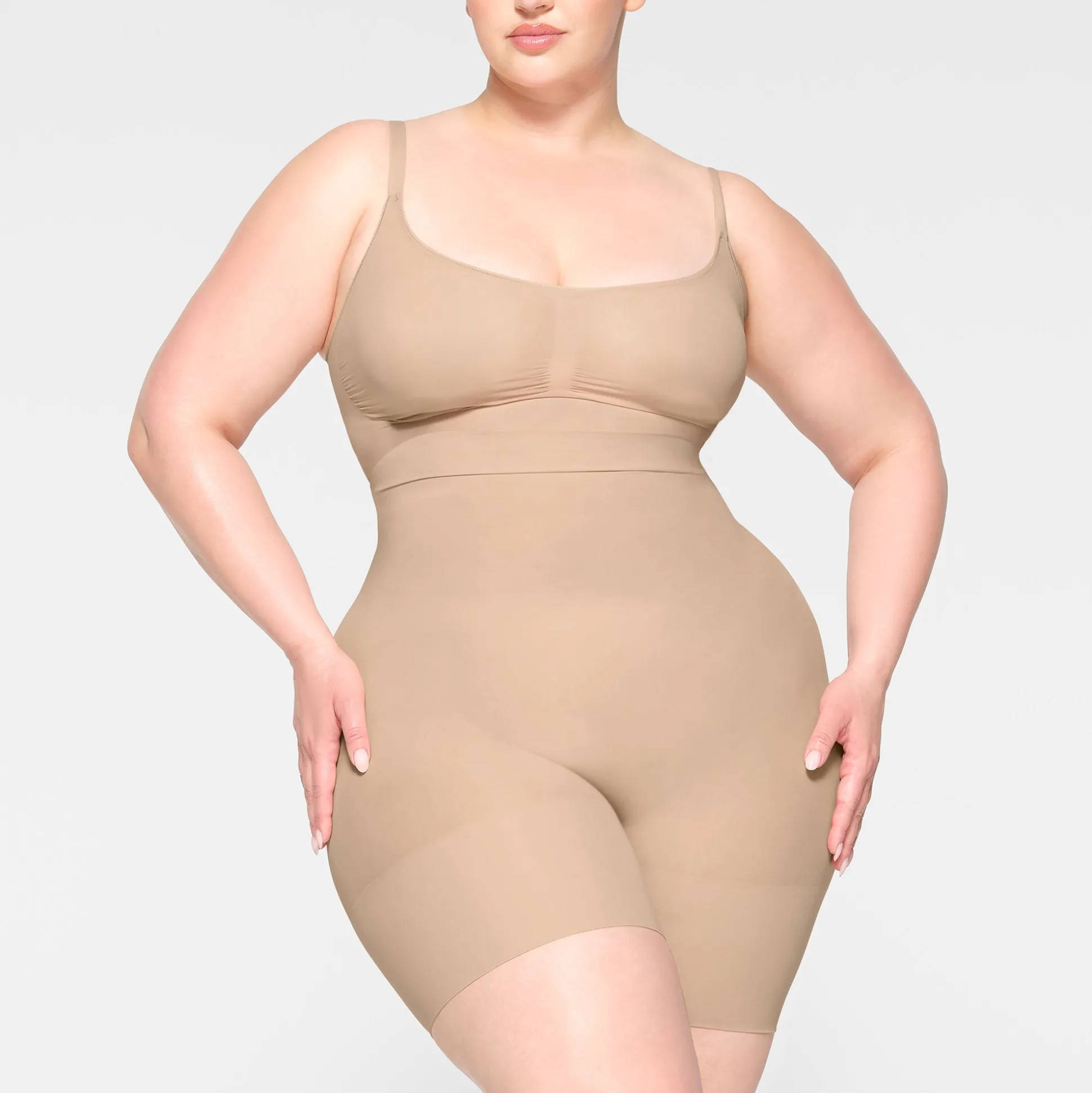 EVERYDAY SCULPT HIGH-WAISTED MID THIGH SHORT | MICA