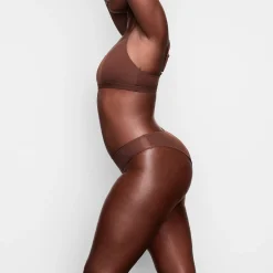 FITS EVERYBODY CHEEKY BRIEF | COCOA