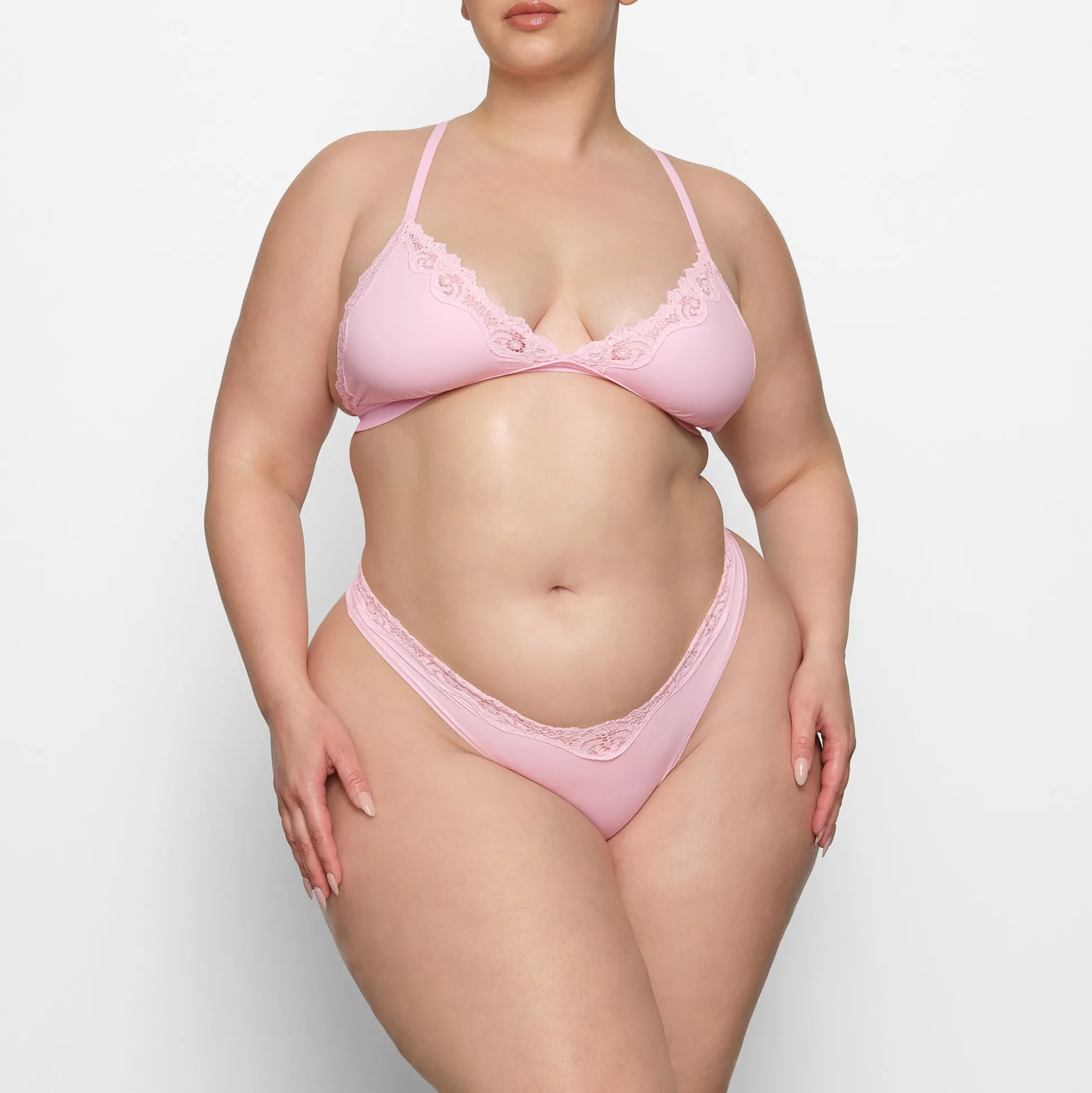FITS EVERYBODY CORDED LACE DIPPED THONG | CHERRY BLOSSOM