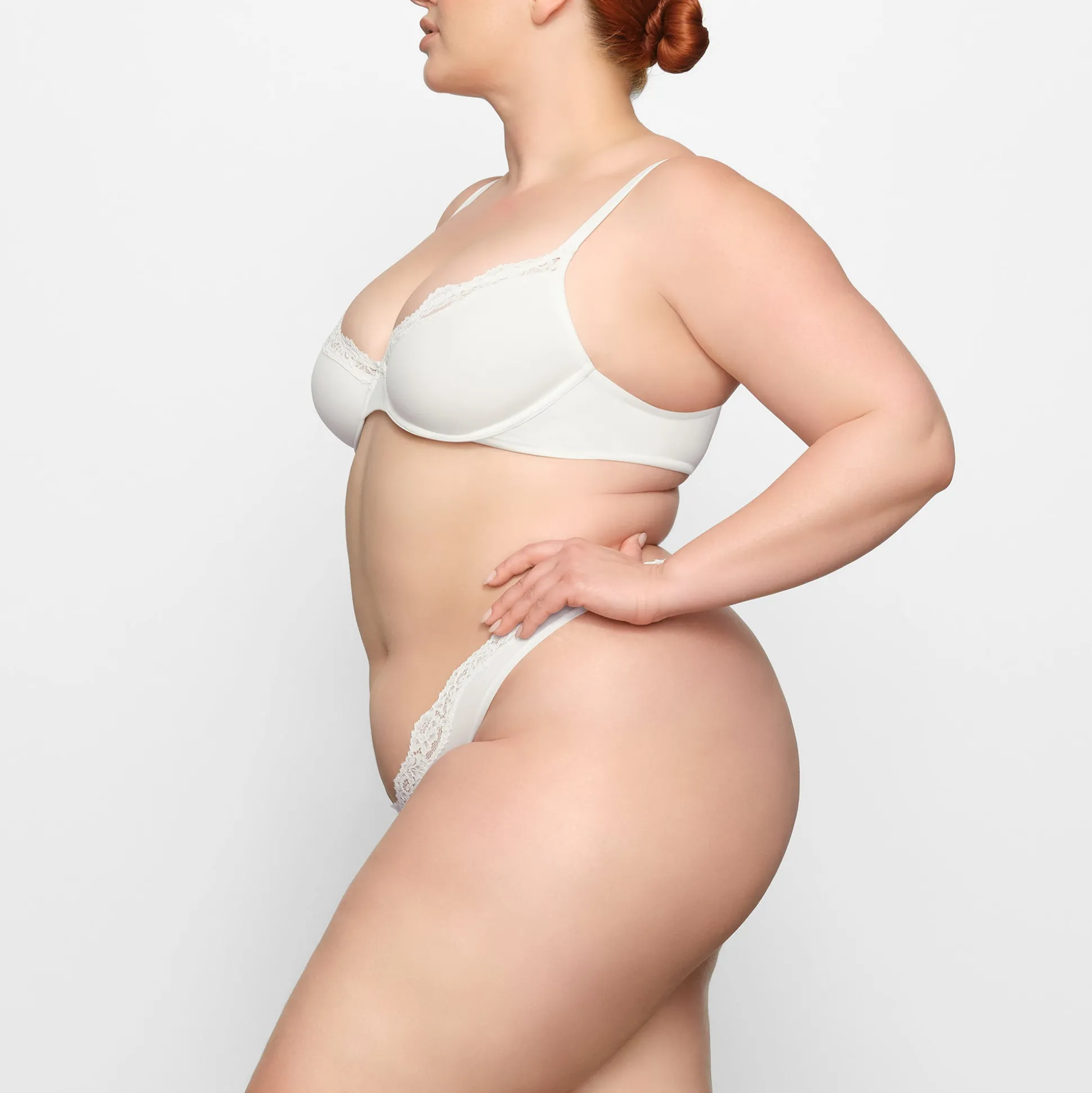 FITS EVERYBODY CORDED LACE UNLINED SCOOP BRA | MARBLE