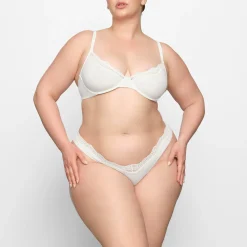 FITS EVERYBODY CORDED LACE UNLINED SCOOP BRA | MARBLE