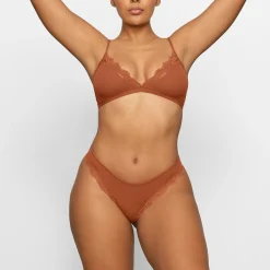 FITS EVERYBODY CORDED LACE TANGA | BRONZE