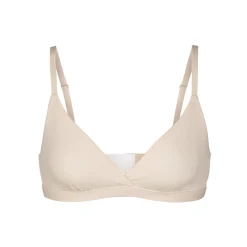 FITS EVERYBODY CROSSOVER BRALETTE | SAND