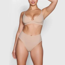 FITS EVERYBODY FULL BRIEF | CLAY