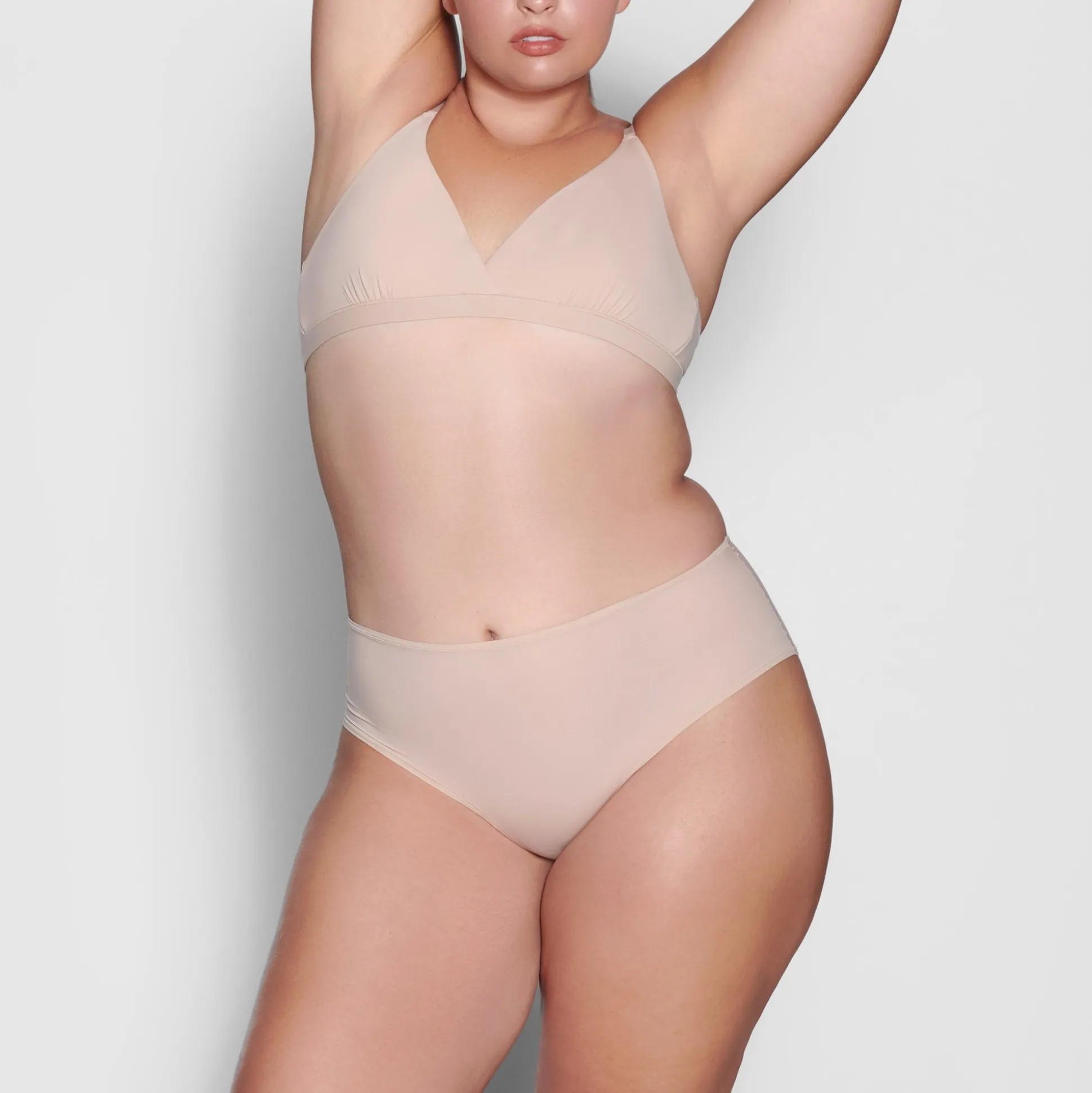 FITS EVERYBODY FULL BRIEF | MICA