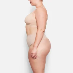 FITS EVERYBODY HIGH-WAISTED THONG | MICA