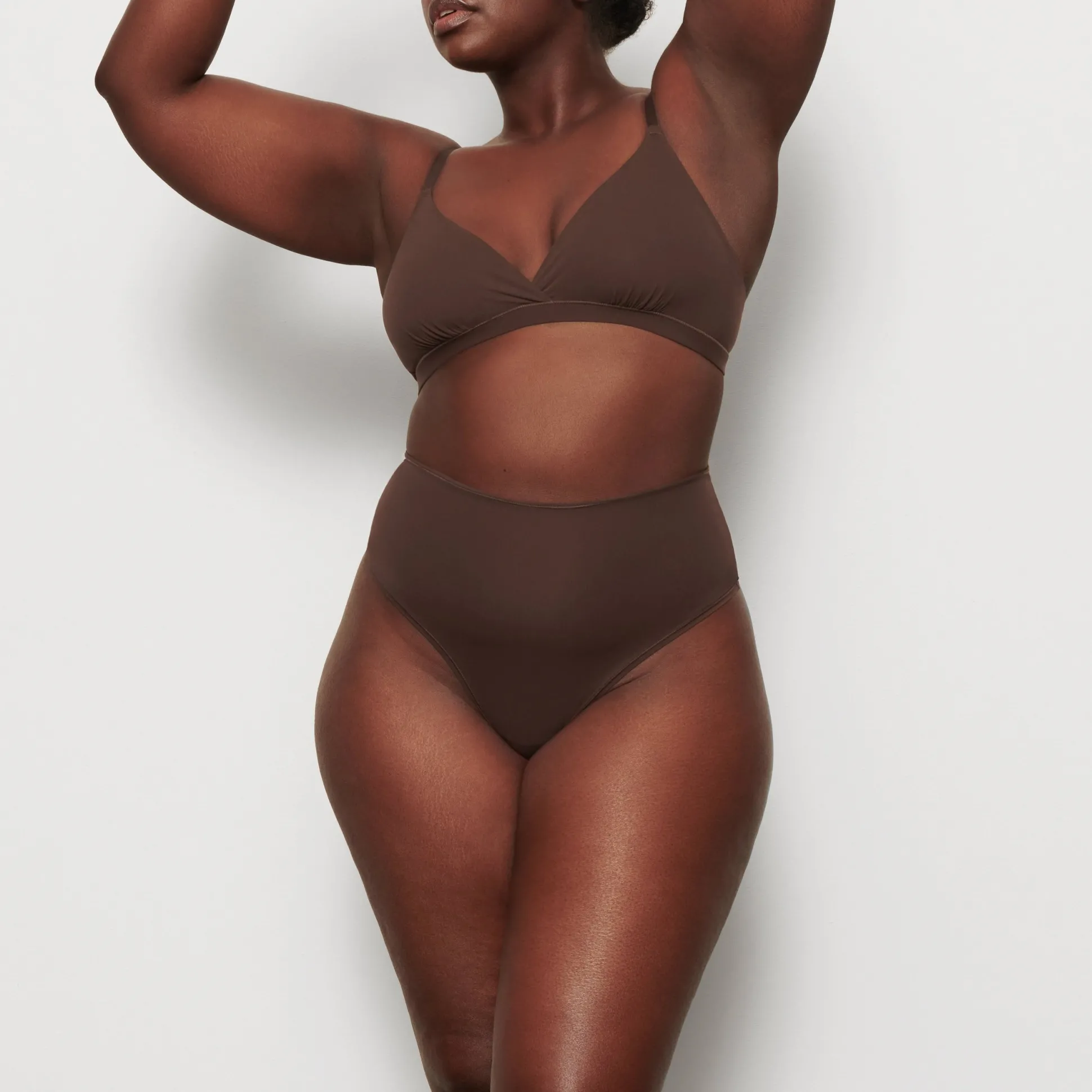 FITS EVERYBODY HIGH-WAISTED THONG | COCOA