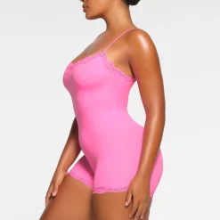 FITS EVERYBODY LACE ONESIE | TAFFY