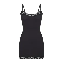 FITS EVERYBODY LACE SLIP DRESS | ONYX