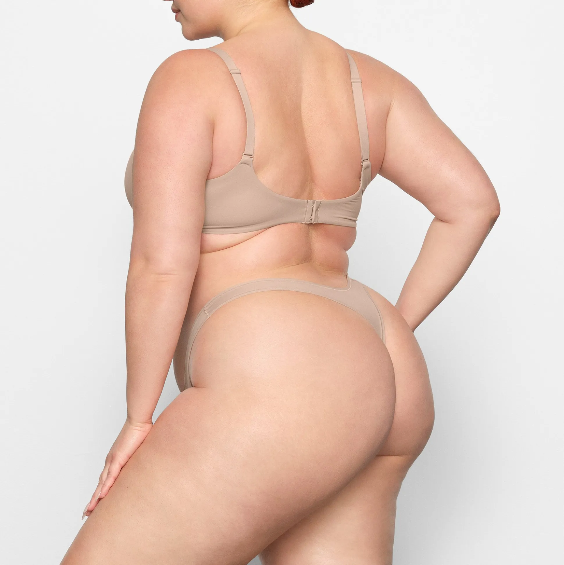 FITS EVERYBODY PLUNGE BRA | MICA