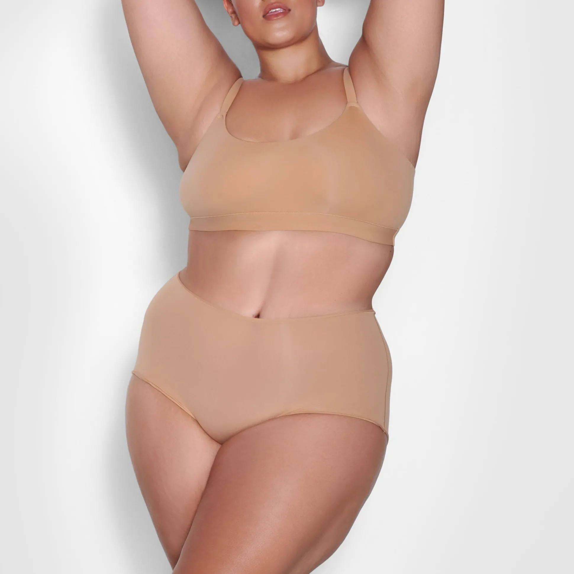FITS EVERYBODY SCOOP BRALETTE | OCHRE