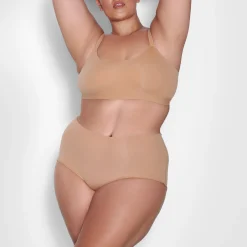 FITS EVERYBODY SCOOP BRALETTE | OCHRE