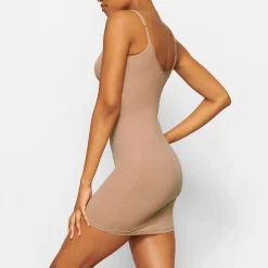 FITS EVERYBODY SLIP DRESS | SIENNA
