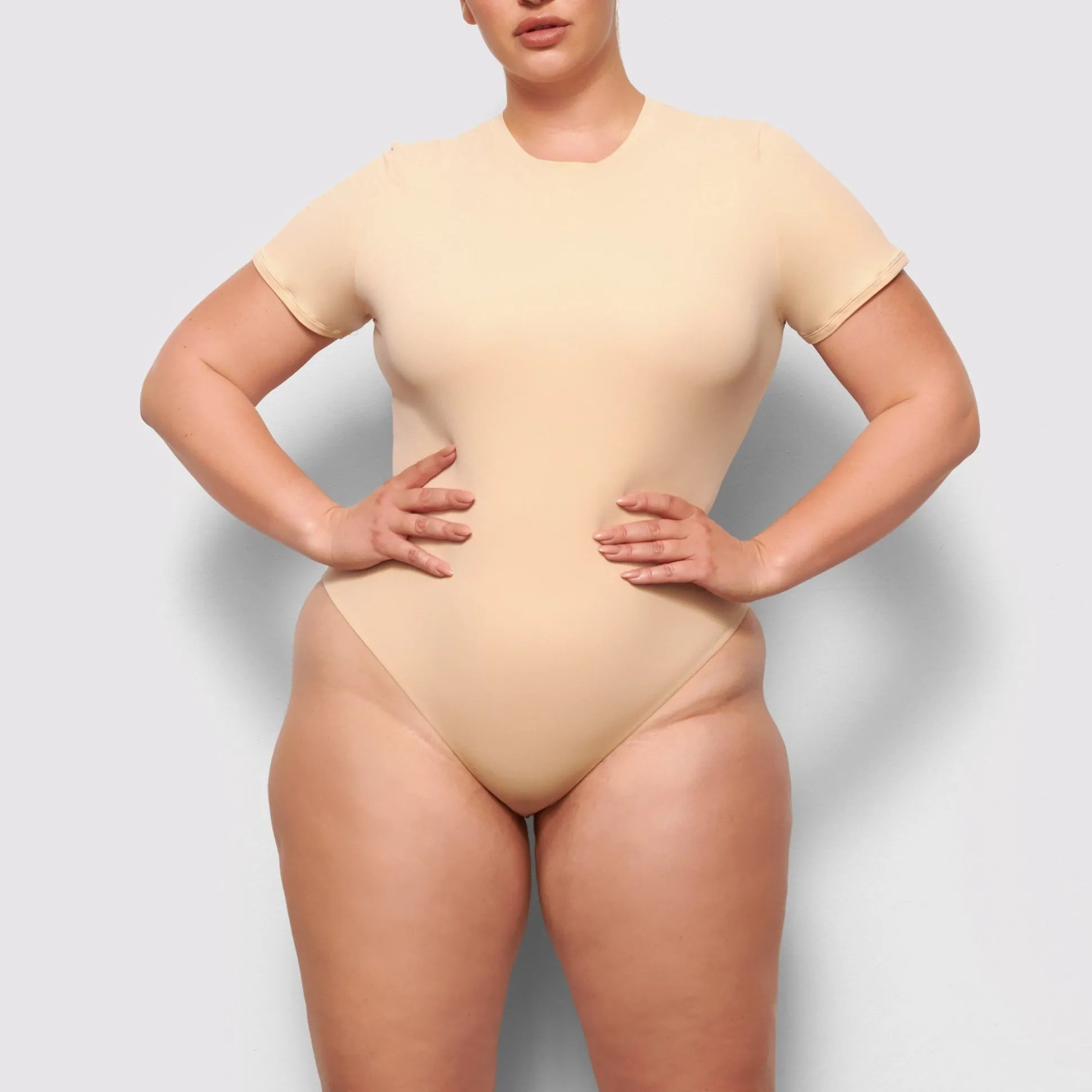 FITS EVERYBODY T-SHIRT BODYSUIT | SAND