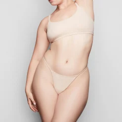 FITS EVERYBODY T-STRING THONG | SAND