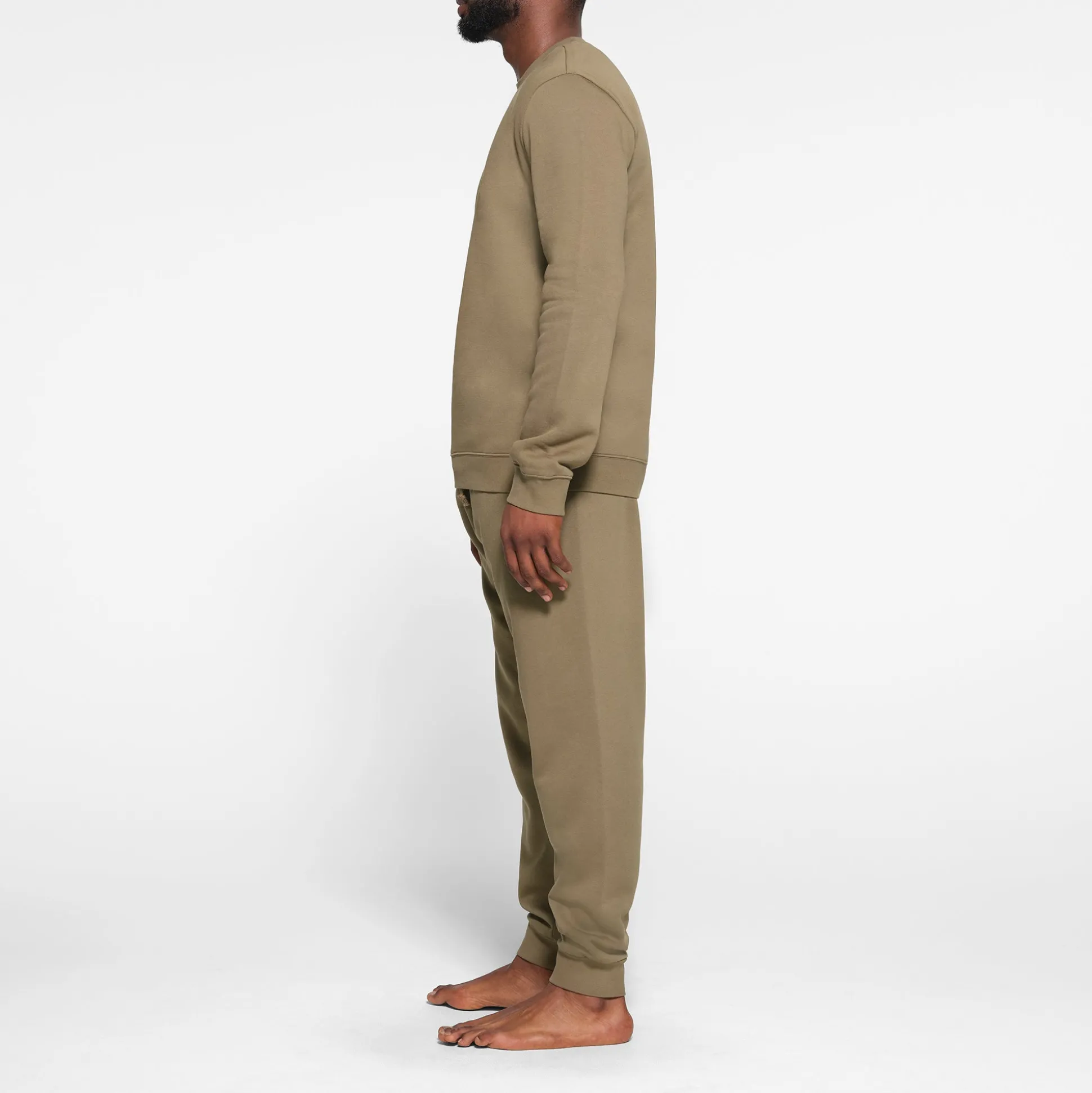 FLEECE LOUNGE MENS CREWNECK | ARMY