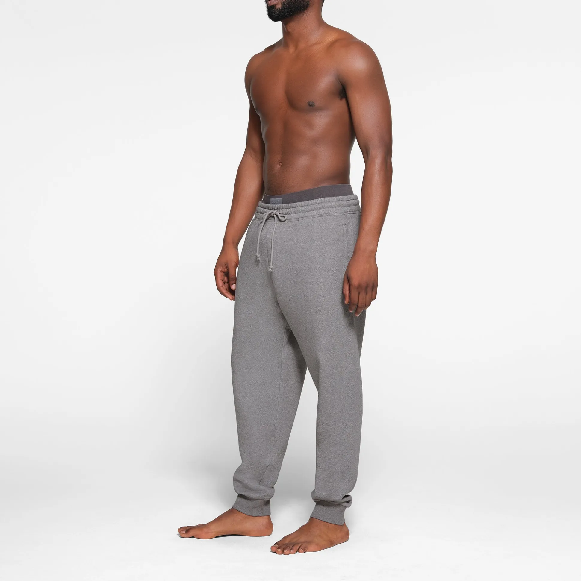 FLEECE LOUNGE MENS TAPERED JOGGER | DARK HEATHER GREY
