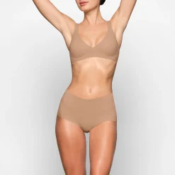 NAKED BOY SHORT | CLAY