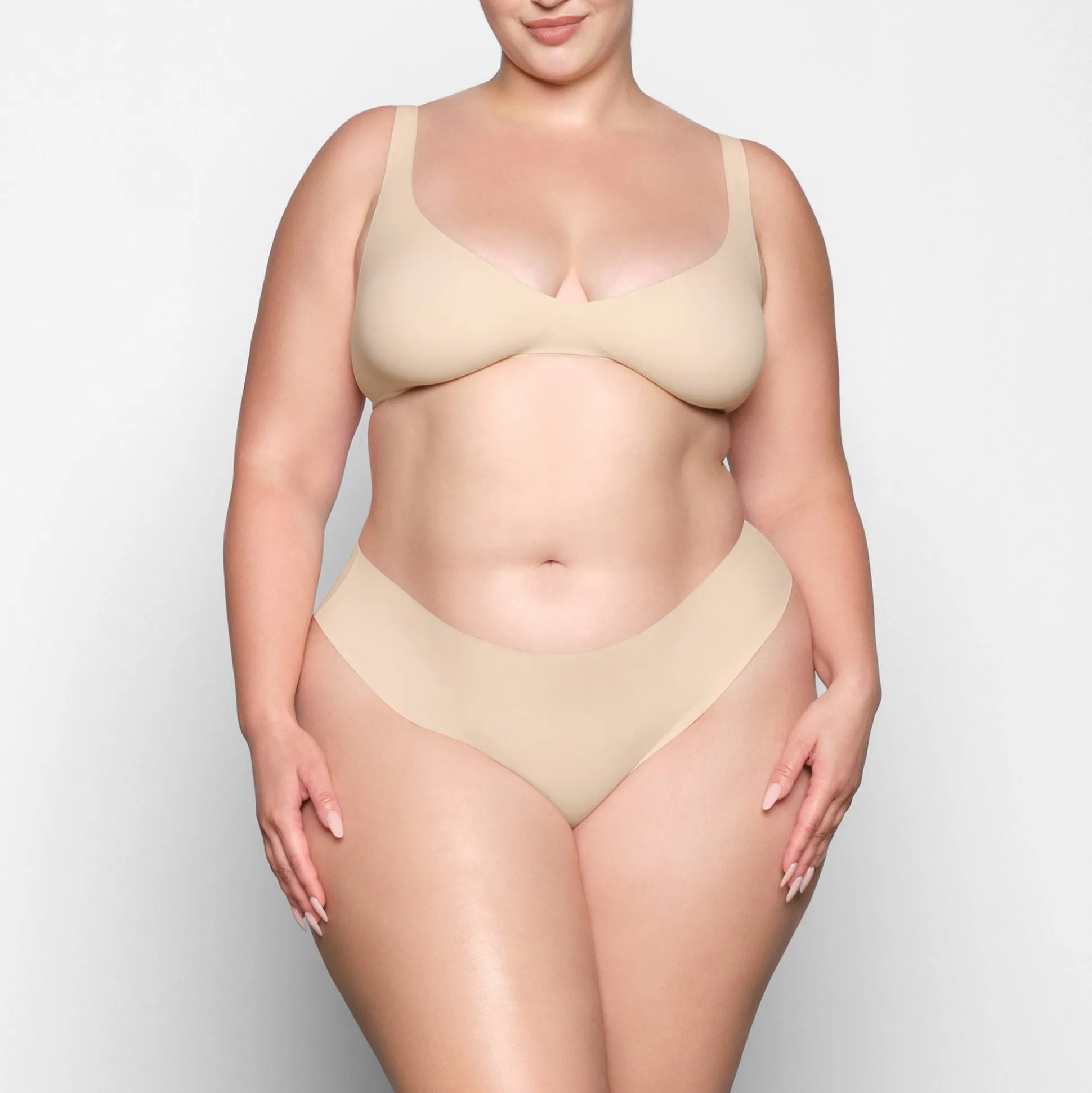 NAKED PLUNGE BRALETTE | SAND