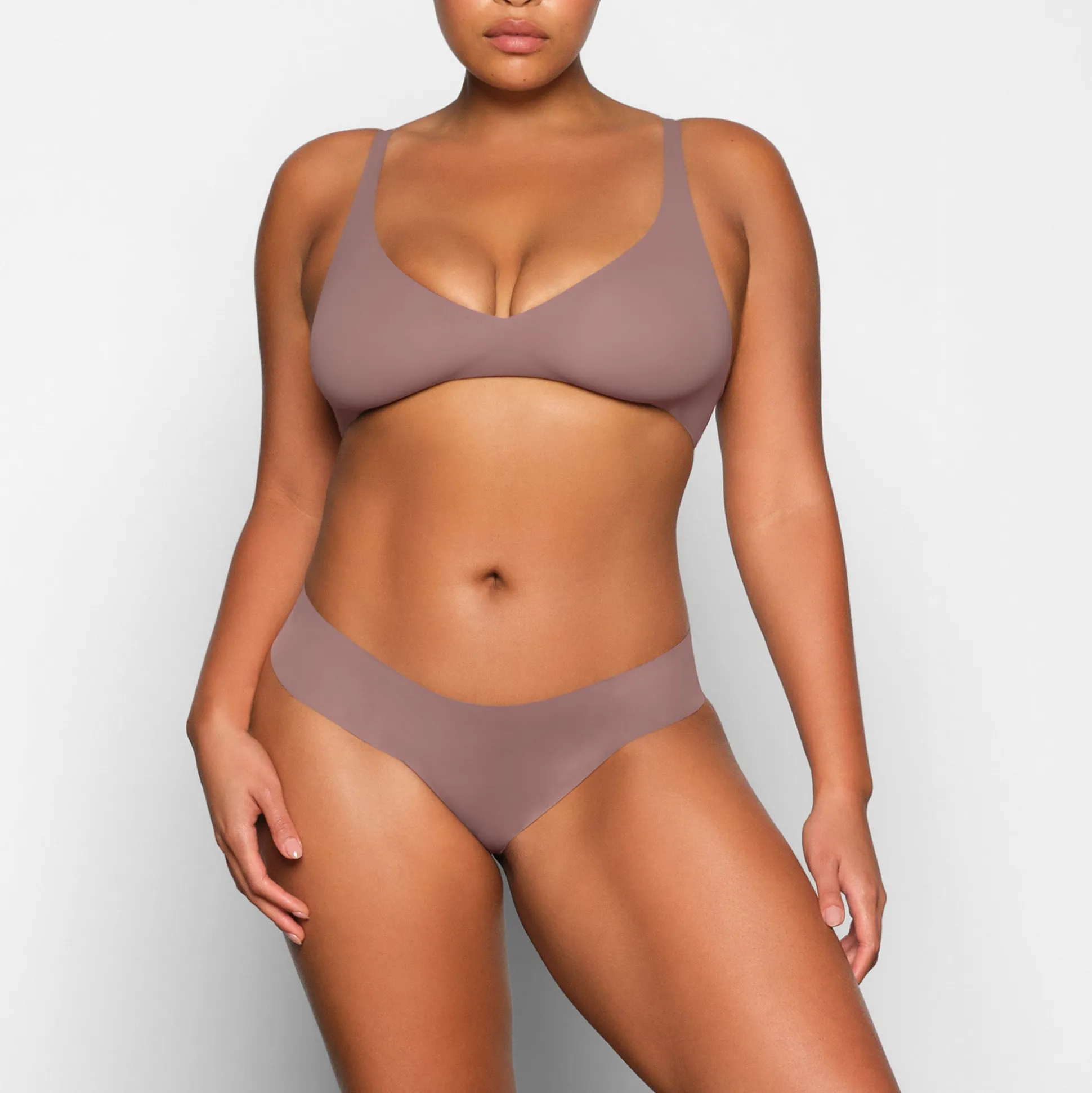 NAKED PLUNGE BRALETTE | UMBER