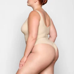 NAKED PLUNGE LONGLINE BRALETTE | SAND