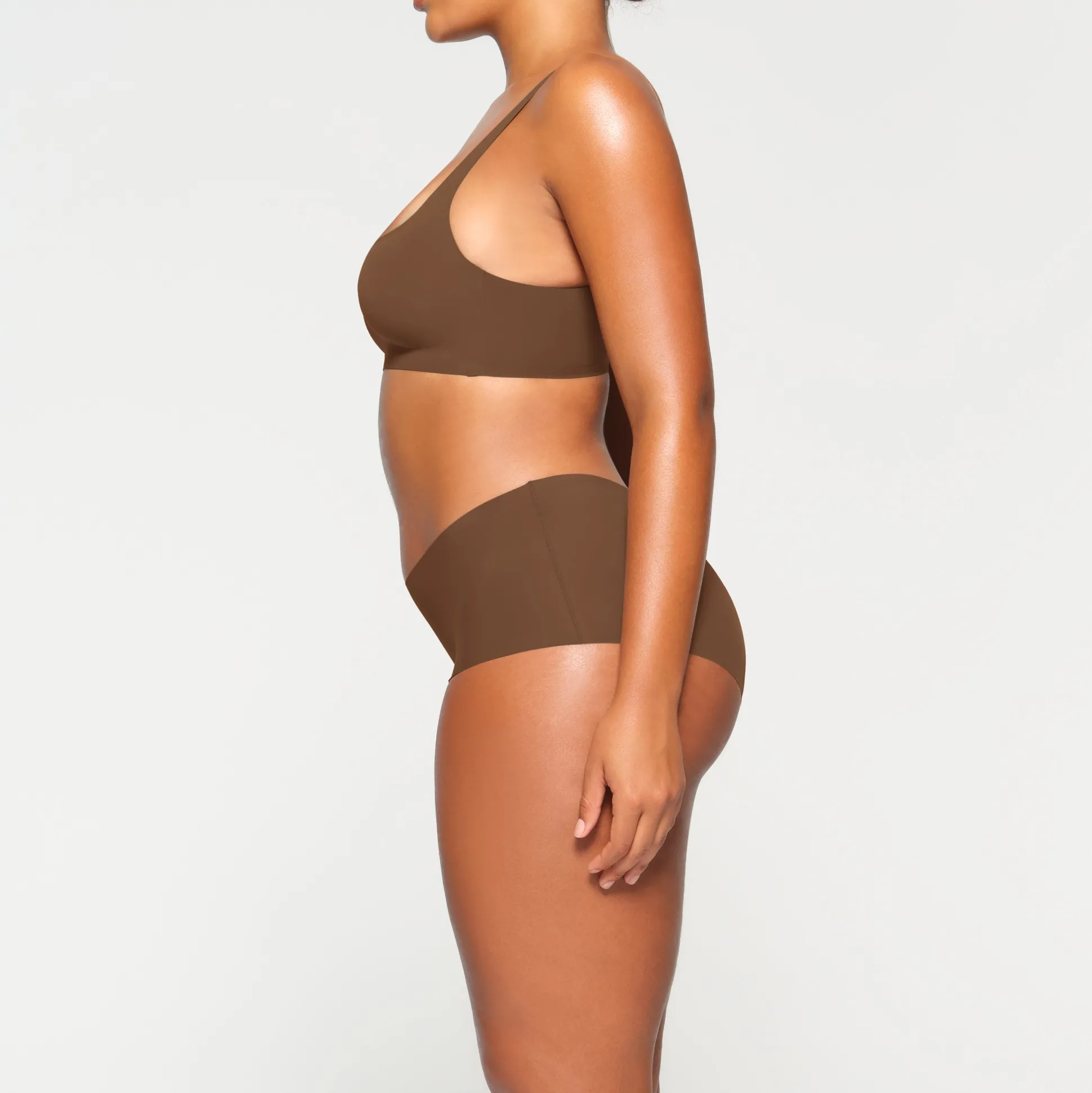 NAKED SCOOP BRALETTE | JASPER