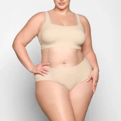 NAKED SCOOP BRALETTE | SAND