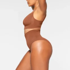 SEAMLESS SCULPT BRALETTE | BRONZE