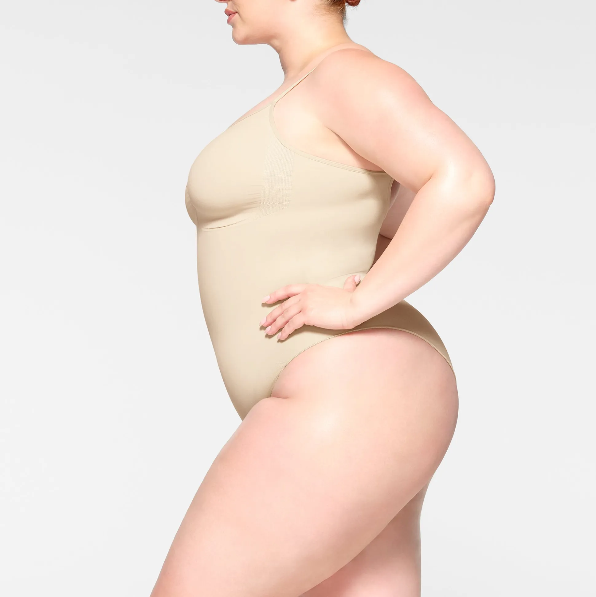 SEAMLESS SCULPT BRIEF BODYSUIT | SAND