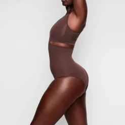 SEAMLESS SCULPT HIGH-WAISTED BRIEF | COCOA