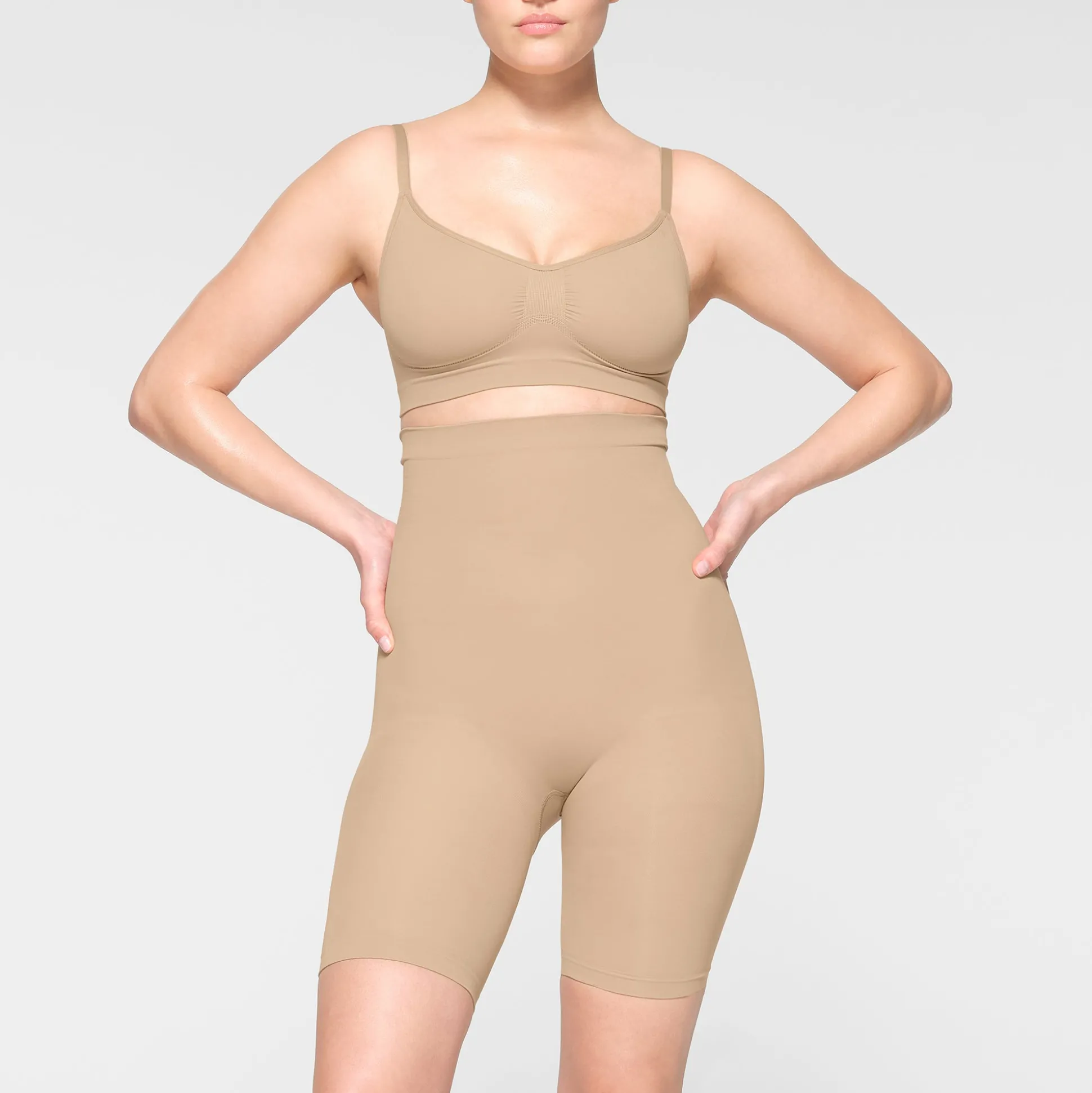 SEAMLESS SCULPT HIGH-WAISTED ABOVE THE KNEE SHORT | CLAY