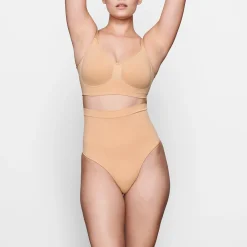 SEAMLESS SCULPT HIGH-WAISTED THONG | OCHRE