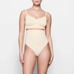 SEAMLESS SCULPT HIGH-WAISTED THONG | SAND