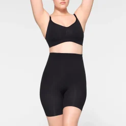 SEAMLESS SCULPT MID THIGH SHORT | ONYX