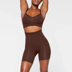 SEAMLESS SCULPT MID THIGH SHORT | COCOA
