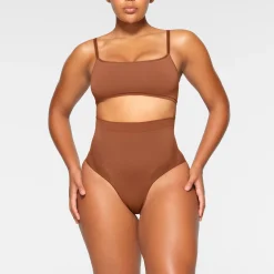 SEAMLESS SCULPT SCOOP NECK BRALETTE | BRONZE