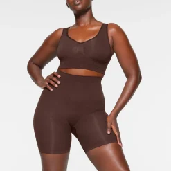 SEAMLESS SCULPT SCOOP PLUNGE BRALETTE | ESPRESSO