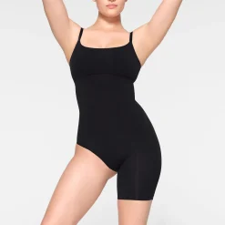 SEAMLESS SCULPT SOLUTION SHORT RIGHT LEG EXPOSED | ONYX