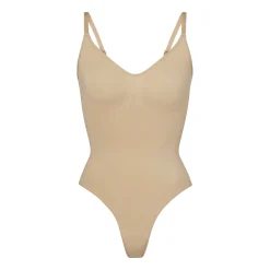 SEAMLESS SCULPT THONG BODYSUIT | CLAY