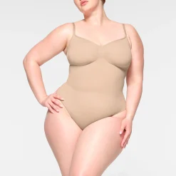 SEAMLESS SCULPT THONG BODYSUIT | MICA
