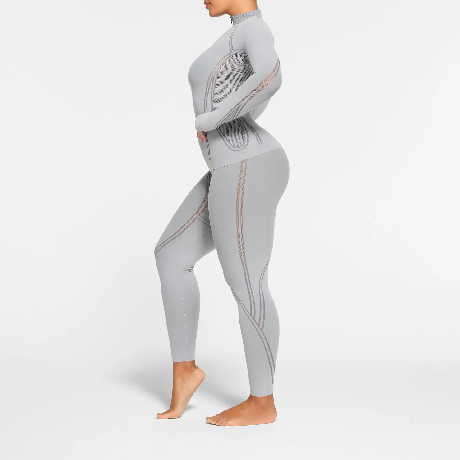SKIMS FIRST LAYERS LEGGING | MIRROR