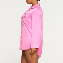 SKIMS HOTEL SHINE BUTTON UP SLEEP DRESS | NEON ORCHID